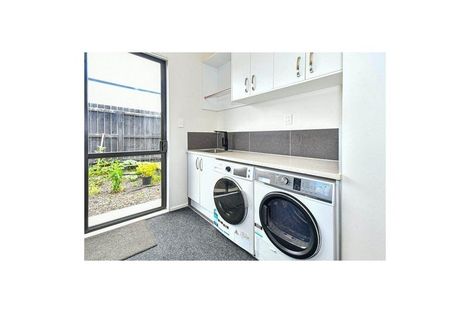 Photo of property in 64 Prado Drive, Pukekohe, 2120