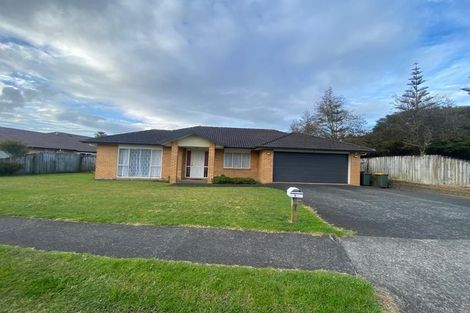 Photo of property in 34 Craigavon Drive, East Tamaki, Auckland, 2013