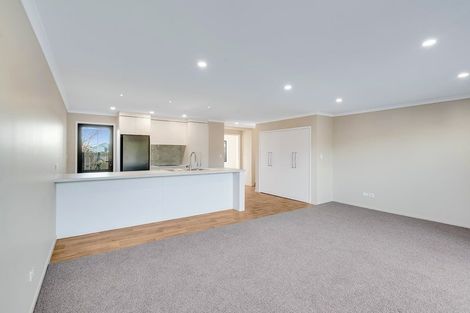 Photo of property in 119b Williams Street, Cambridge, 3434