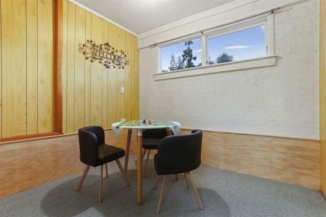 Photo of property in 14 Fowey Avenue, Te Atatu South, Auckland, 0610