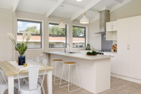 Photo of property in 72 Links Avenue, Mount Maunganui, 3116