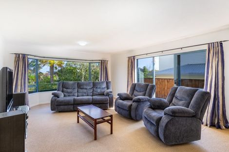 Photo of property in 1/2 Astelia Way, Waipahihi, Taupo, 3330