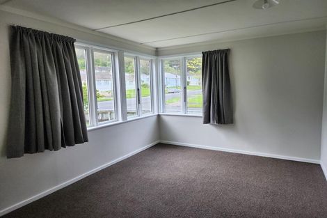 Photo of property in 151 Waddington Drive, Naenae, Lower Hutt, 5011