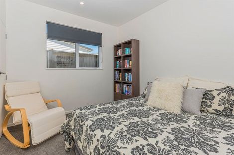Photo of property in 5 Ropere Street, Kumeu, 0810