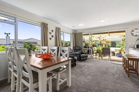 Photo of property in 63 The Drive, Tawa, Wellington, 5028