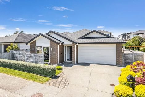 Photo of property in 21 Jeroboam Loop, Kumeu, 0810
