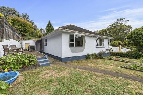 Photo of property in 108 Huatoki Street, Frankleigh Park, New Plymouth, 4310