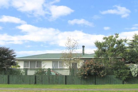 Photo of property in 72 Eversham Road, Mount Maunganui, 3116