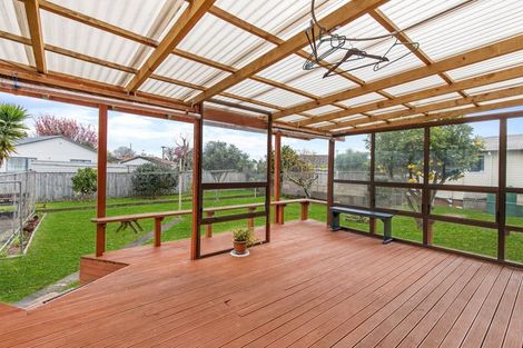 Photo of property in 4 Viola Place, Papakura, 2110