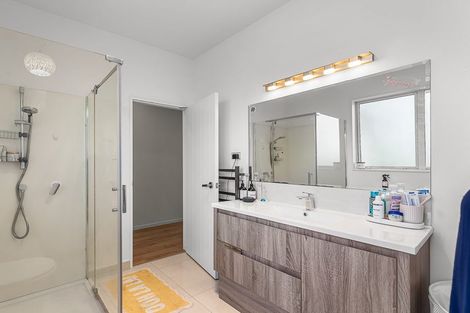 Photo of property in 15 Mcintosh Drive, Pokeno, 2471