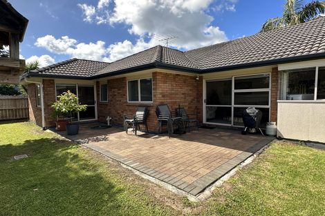 Photo of property in 9 Brosna Place, East Tamaki, Auckland, 2016