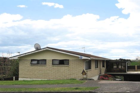 Photo of property in 20 Cumberland Crescent, Welcome Bay, Tauranga, 3112