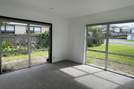 Photo of property in 198 Clovelly Road, Bucklands Beach, Auckland, 2012