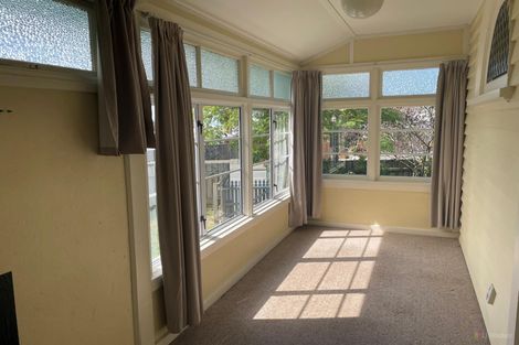 Photo of property in 2 Selwyn Street, Maori Hill, Timaru, 7910