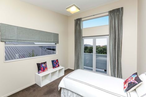 Photo of property in 7 Willow Place, Whalers Gate, New Plymouth, 4310