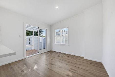 Photo of property in 131 Lemon Street, New Plymouth, 4312