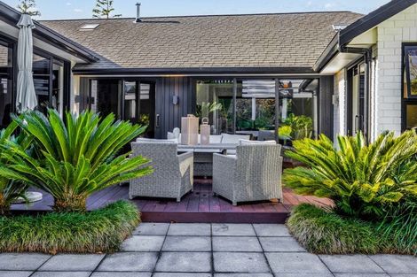 Photo of property in 14 Brooklands Road, Brooklands, New Plymouth, 4310