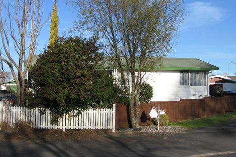 Photo of property in 9 Oak Avenue, Nawton, Hamilton, 3200