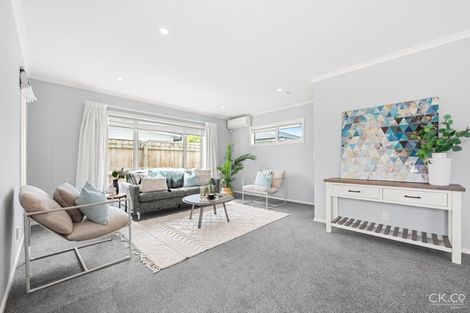 Photo of property in 26a Treadwell Street, Naenae, Lower Hutt, 5011