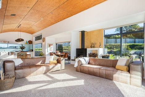 Photo of property in 3 Coroglen Rise, Pukerua Bay, 5026