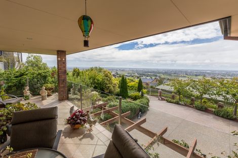 Photo of property in 10 Blencathra Place, Westmorland, Christchurch, 8025