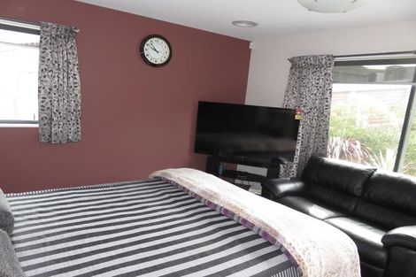 Photo of property in 5 Tea Tree Lane, Woodridge, Wellington, 6037