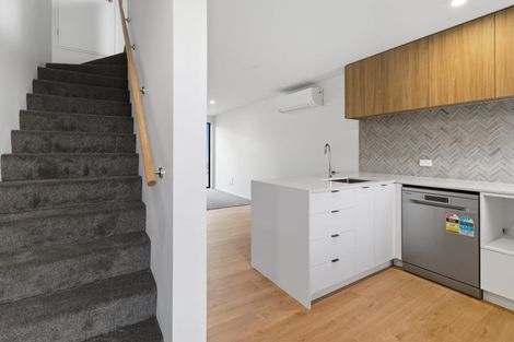 Photo of property in 3/51 Edward Avenue, Edgeware, Christchurch, 8013