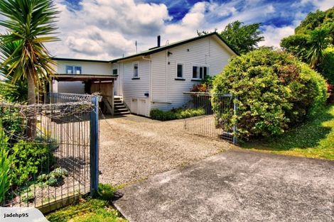Photo of property in 122 Rathgar Road, Henderson, Auckland, 0610
