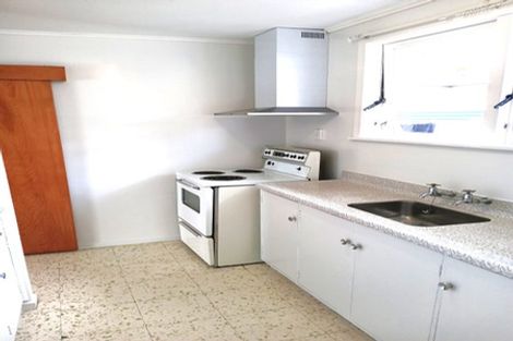 Photo of property in 3 Sydney Street, Palmerston North, 4414