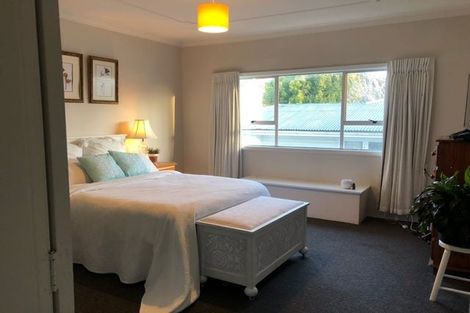 Photo of property in 39a Napier Road, Havelock North, 4130