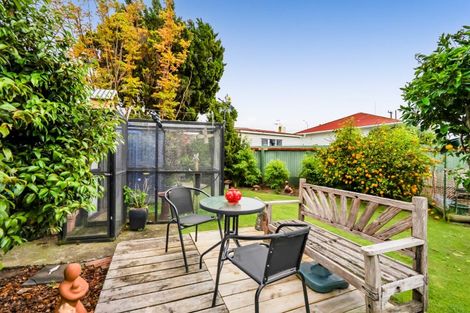 Photo of property in 5 Watene Crescent, Waitara, 4320