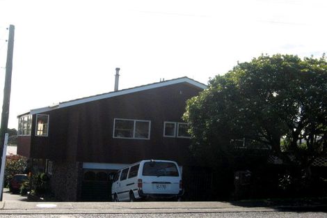 Photo of property in 2/34 Grande Vue Road, Hillpark, Auckland, 2102