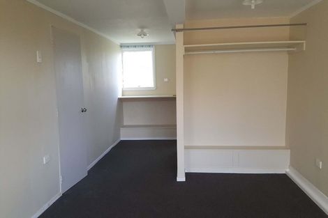 Photo of property in 32 Stanmore Bay Road, Stanmore Bay, Whangaparaoa, 0932