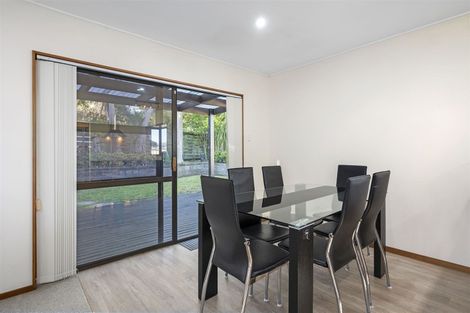 Photo of property in 3/43-53 Chivalry Road, Glenfield, Auckland, 0629