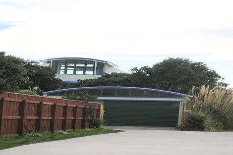 Photo of property in 243 Manly Street, Paraparaumu Beach, Paraparaumu, 5032