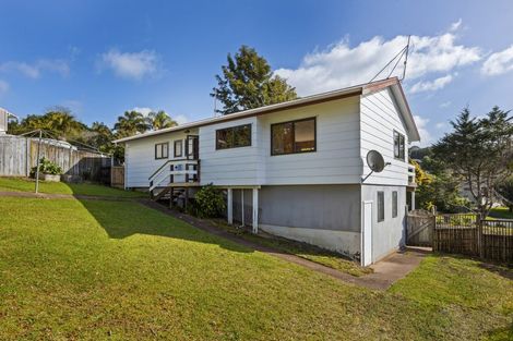 Photo of property in 10 Eagleson Street, Northcross, Auckland, 0632