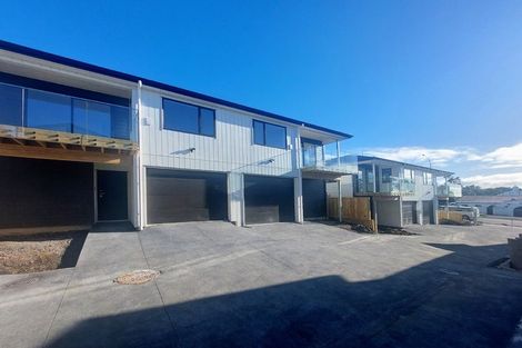 Photo of property in 345 East Coast Road, Mairangi Bay, Auckland, 0630