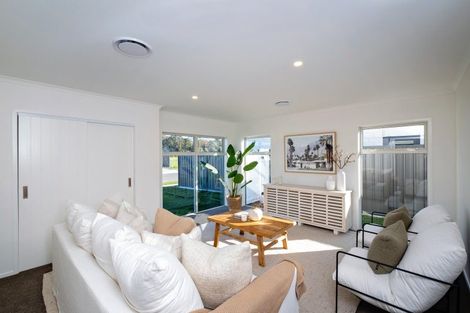 Photo of property in 76 Pelorus Avenue, Poraiti, Napier, 4112