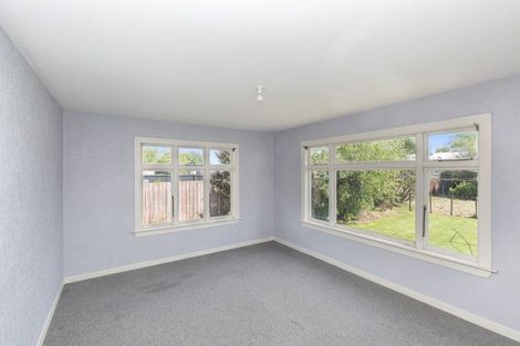 Photo of property in 63 Coopers Road, Dallington, Christchurch, 8061