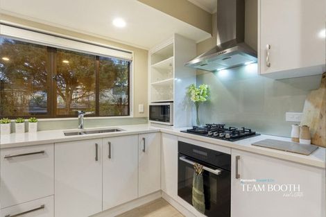 Photo of property in 126 Lynn Road, Bayview, Auckland, 0629