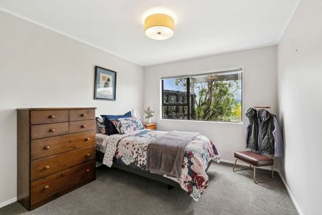 Photo of property in 30 Woodman Drive, Tawa, Wellington, 5028