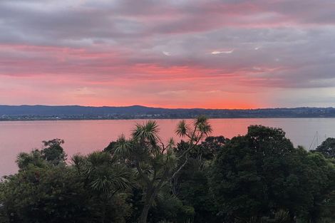 Photo of property in 17 Valhalla Drive, Beach Haven, Auckland, 0626