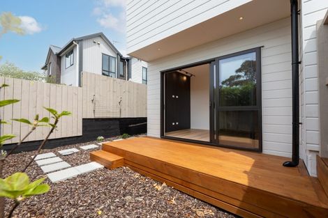 Photo of property in 8/7 Brookfield Road, Te Atatu Peninsula, Auckland, 0610