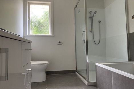 Photo of property in 39a Harrington Road, Henderson, Auckland, 0610