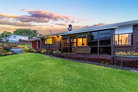 Photo of property in 59a View Road, Henderson, Auckland, 0612