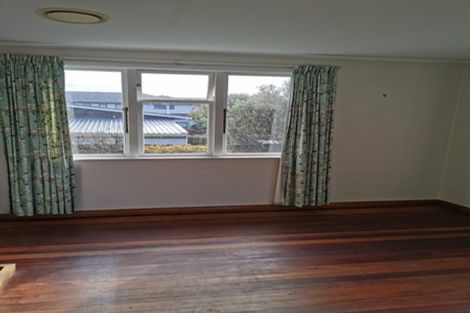 Photo of property in 65 Hillsborough Road, Hillsborough, Auckland, 1042