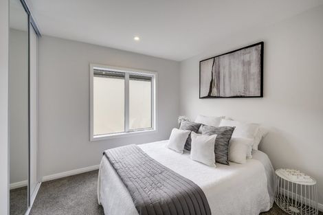 Photo of property in 9b Church Road, Taradale, Napier, 4112