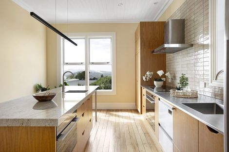 Photo of property in 4 Granville Terrace, Belleknowes, Dunedin, 9011