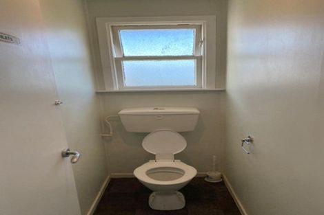 Photo of property in 39 Baylands Drive, Newlands, Wellington, 6037