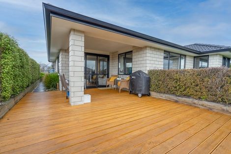 Photo of property in 27 Plescher Crescent, Leamington, Cambridge, 3432